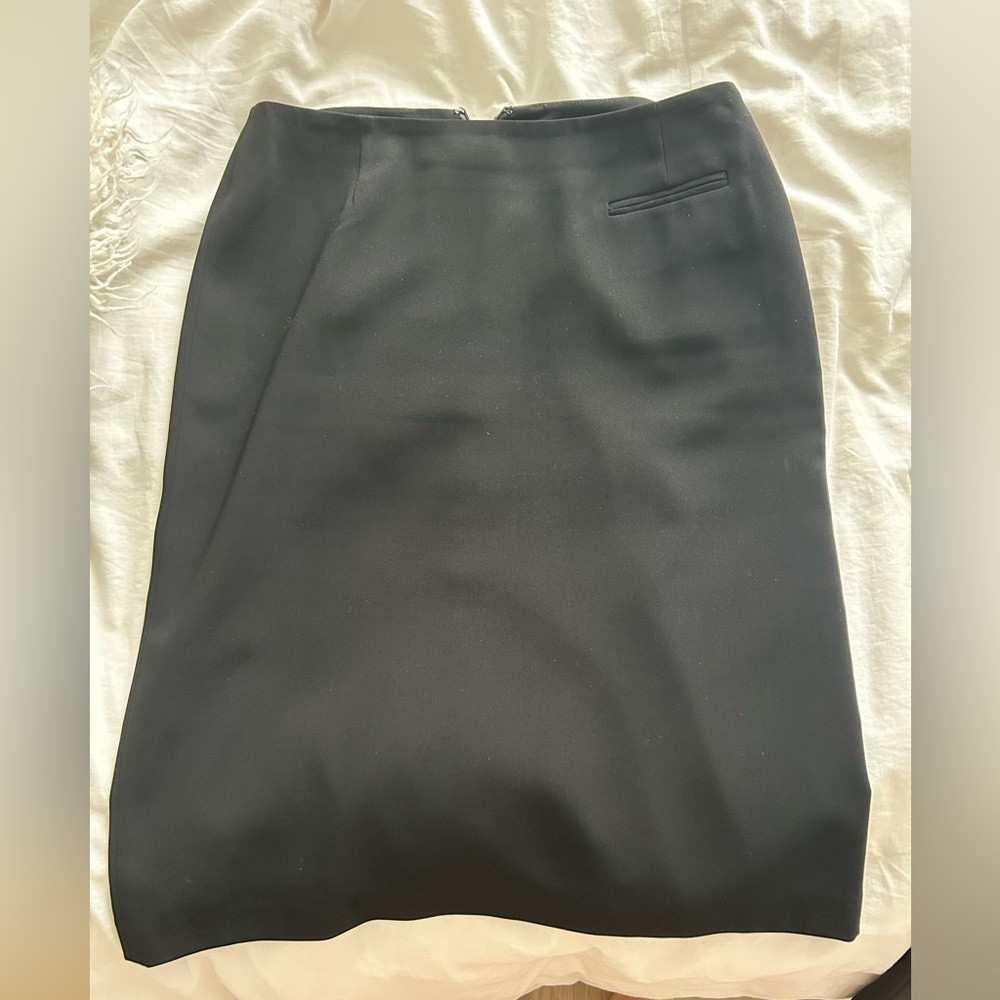 Straight skirt professional